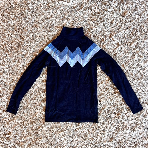 L'ETOILE SPORT CHEVRON MOCK NECK SWEATER size Small never worn - Picture 1 of 3